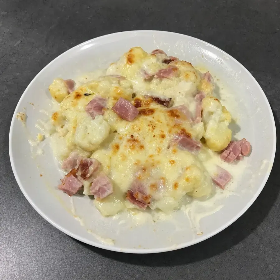 Chou-fleur gratiné au jambon et fromage